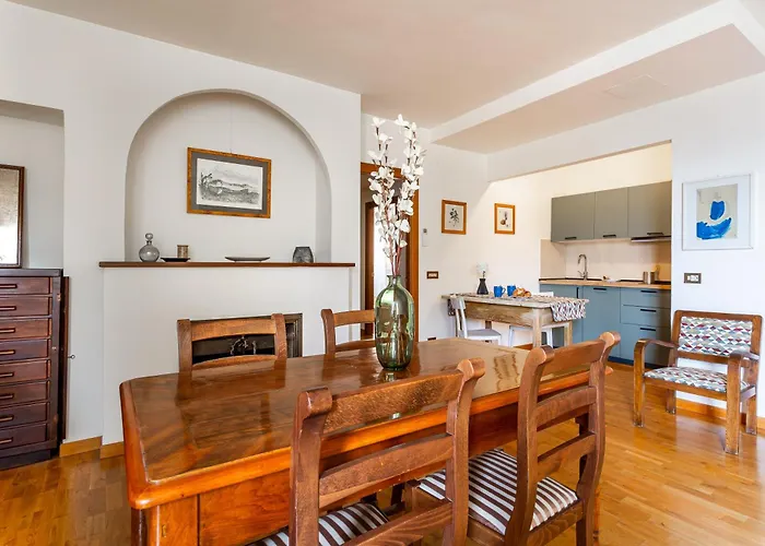 Iflat Lovely 2 Bedroom In Rione Monti Apartamento